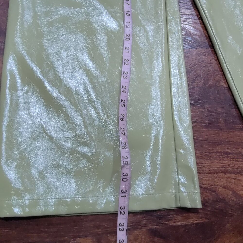 Danielle Bernstein Olive Patent Faux Leather Fully Lined Wide-Leg Pants Size 14 - Picture 15 of 16